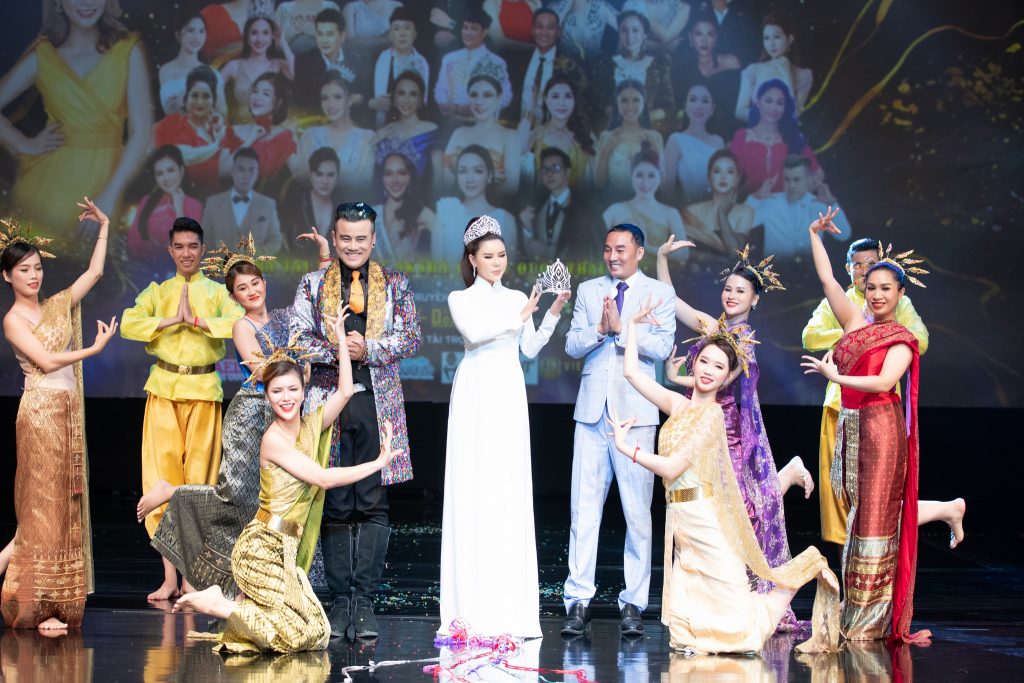 Nhìn lại hành trình ý nghĩa của Đại sứ hình ảnh Trần Thiên Lý tại Hoa hậu Doanh nhân Hoàn vũ – Ms Universe Business 2022